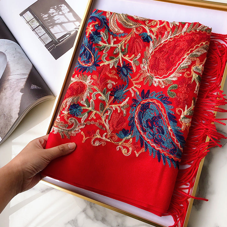 Retro Ethnic Cashmere Cotton Embroidery Scarf – Floral Oil Painting Design, 200x70cm