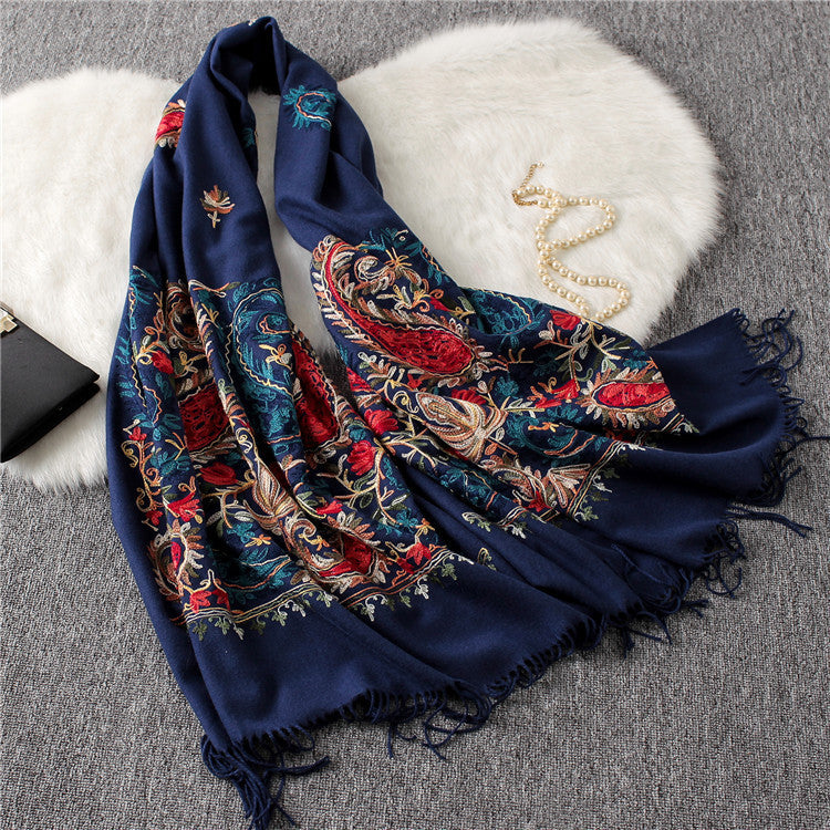 Retro Ethnic Cashmere Cotton Embroidery Scarf – Floral Oil Painting Design, 200x70cm