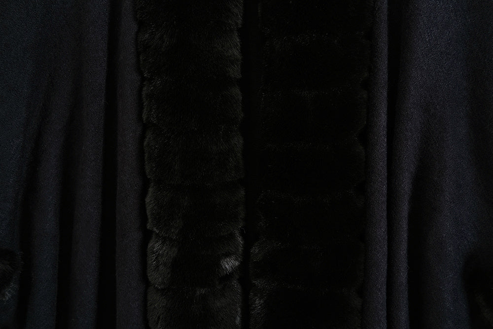 Classic Oversized Knit Coat with Artificial Rabbit Fur Collar – Elegant Pullover Cloak for Winter Warmth