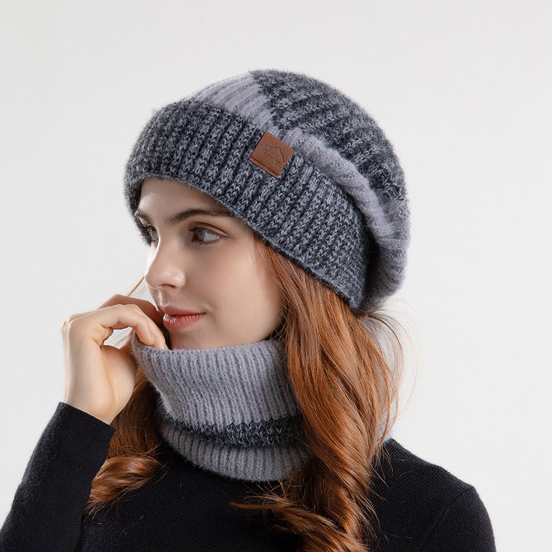 2PCS Knitted Winter Hat and Scarf Set – Two-Tone Warm Beanie with Earflaps & Thick Wool Scarf